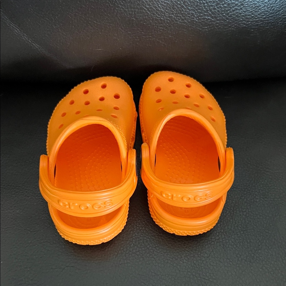 CROCS Kids Vibrant Orange Sandals - Picture 2 of 3